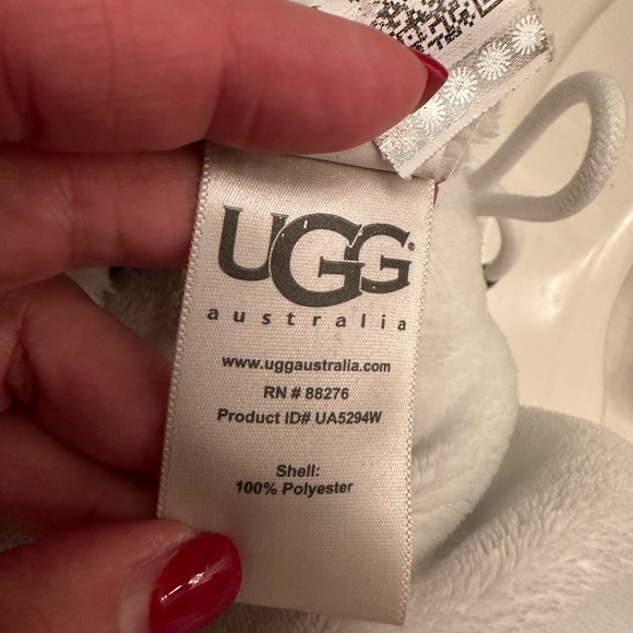 UGG White Fleece Outerwear - Picture 2 of 5